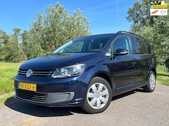 Volkswagen Touran - 1.2 TSI Comfortline BlueMotion 7-persoons / Airco / Navigatie / Trekhaak / Goed Onderhoude