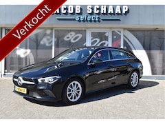 Mercedes-Benz CLA-klasse Shooting Brake - 180 Business Line / Parkeerhulp / Cruise / Clima / LED / Keyless / Multimedia