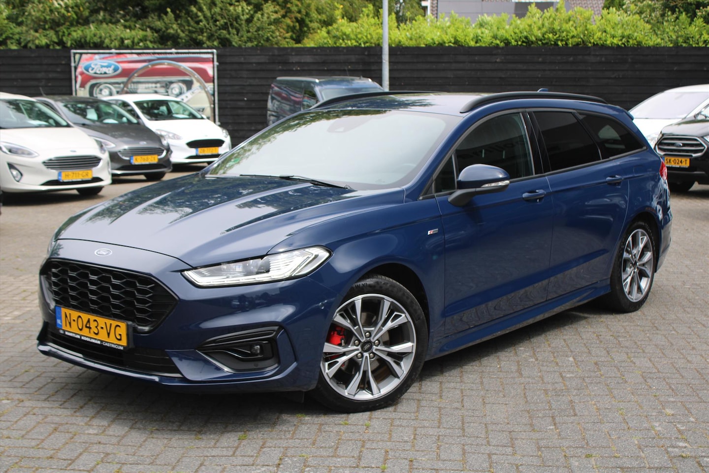 Ford Mondeo Wagon - 2.0 HEV 187pk Automaat ST-Line X Wagon, Winterpack, Trekhaak, Adaptive Cruise, Elec. Achte - AutoWereld.nl