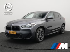 BMW X2 - xDrive25e M-Sport Plug in Hybrid | Panodak | Camera | Navi Prof | Sportstoelen Verwarmd |