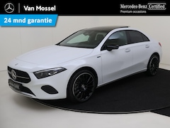 Mercedes-Benz A-klasse - 250 e Luxury Line /Night pakket /19 Inch /Leder /Sfeerverlichting /3.010 KM