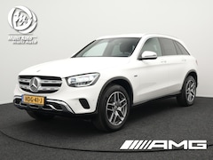 Mercedes-Benz GLC-klasse - 300e 4MATIC Premium Plug In Hybrid Dealer O.H PHEV | Apple Carplay | AMG Interieur | Camer