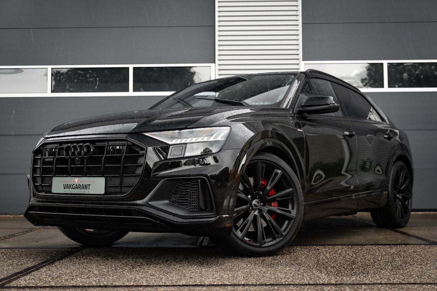 Audi Q8 - 55 TFSI-E quattro |Panorama dak |ACC |Soft close |RS zetels |360° Camera - AutoWereld.nl