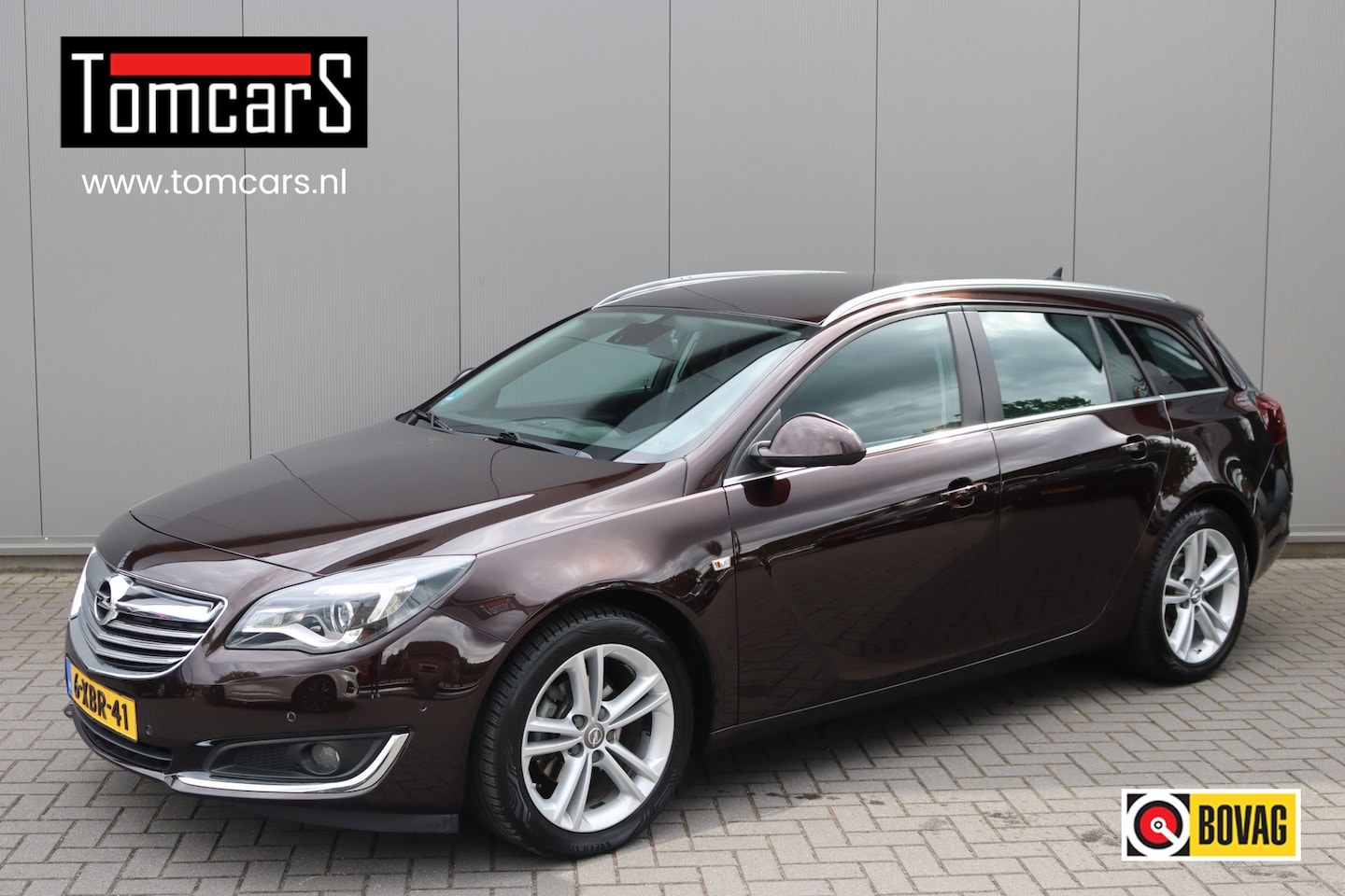Opel Insignia Sports Tourer - 1.4 T 140PK Edition Trekhaak/Sportstoelen/Camera/Cruise-control - AutoWereld.nl