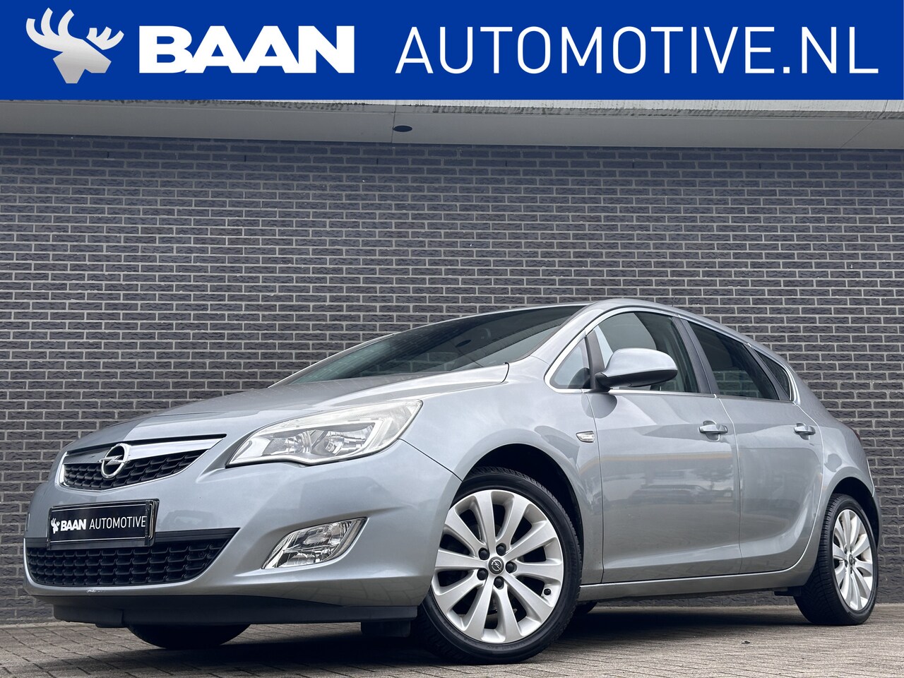 Opel Astra - 1.4 Turbo Cosmo | Airco | Radio | Cruise control - AutoWereld.nl