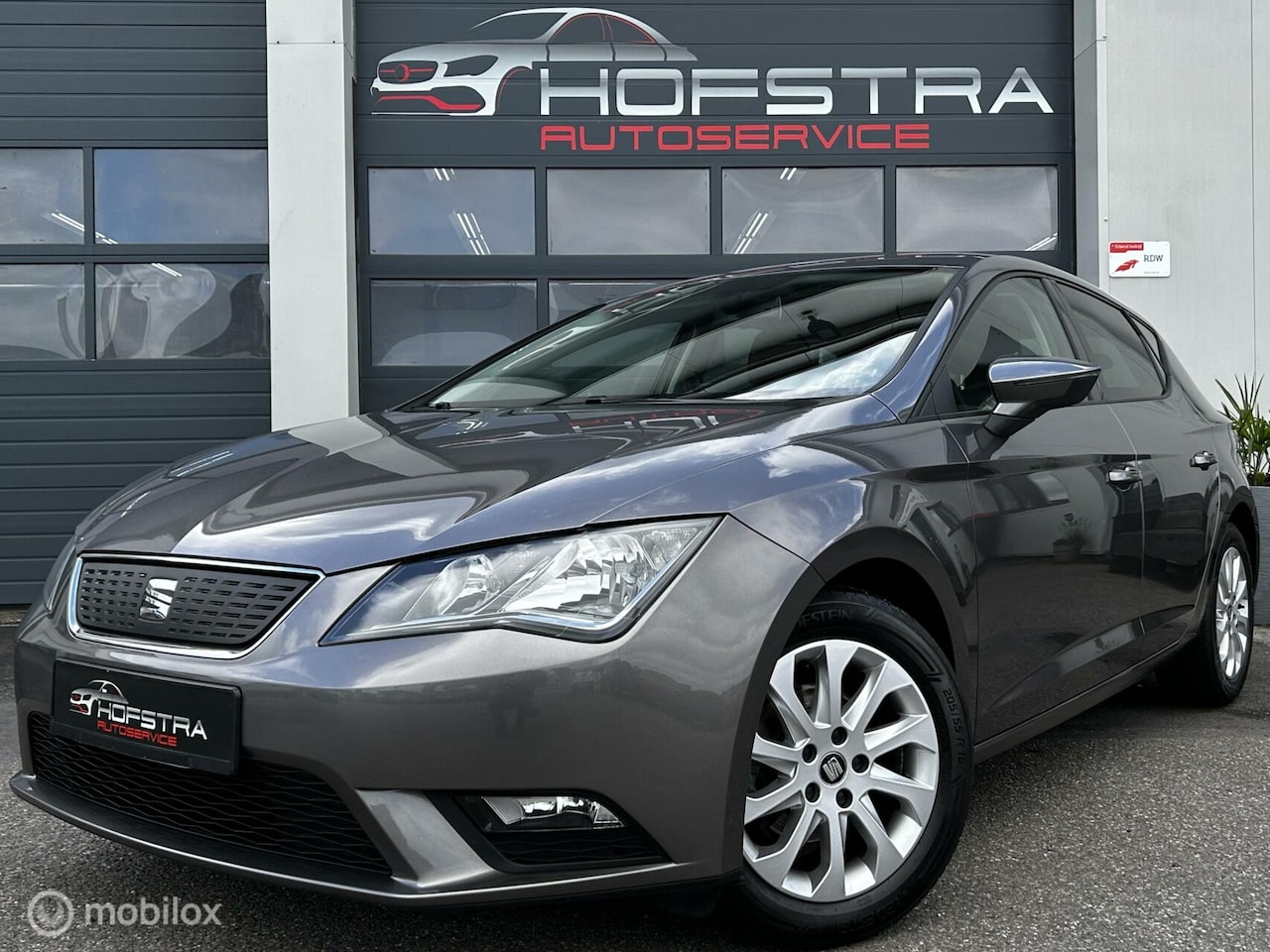 Seat Leon - 1.0 EcoTSI Style Connect Navi Carplay Cruise Clima - AutoWereld.nl