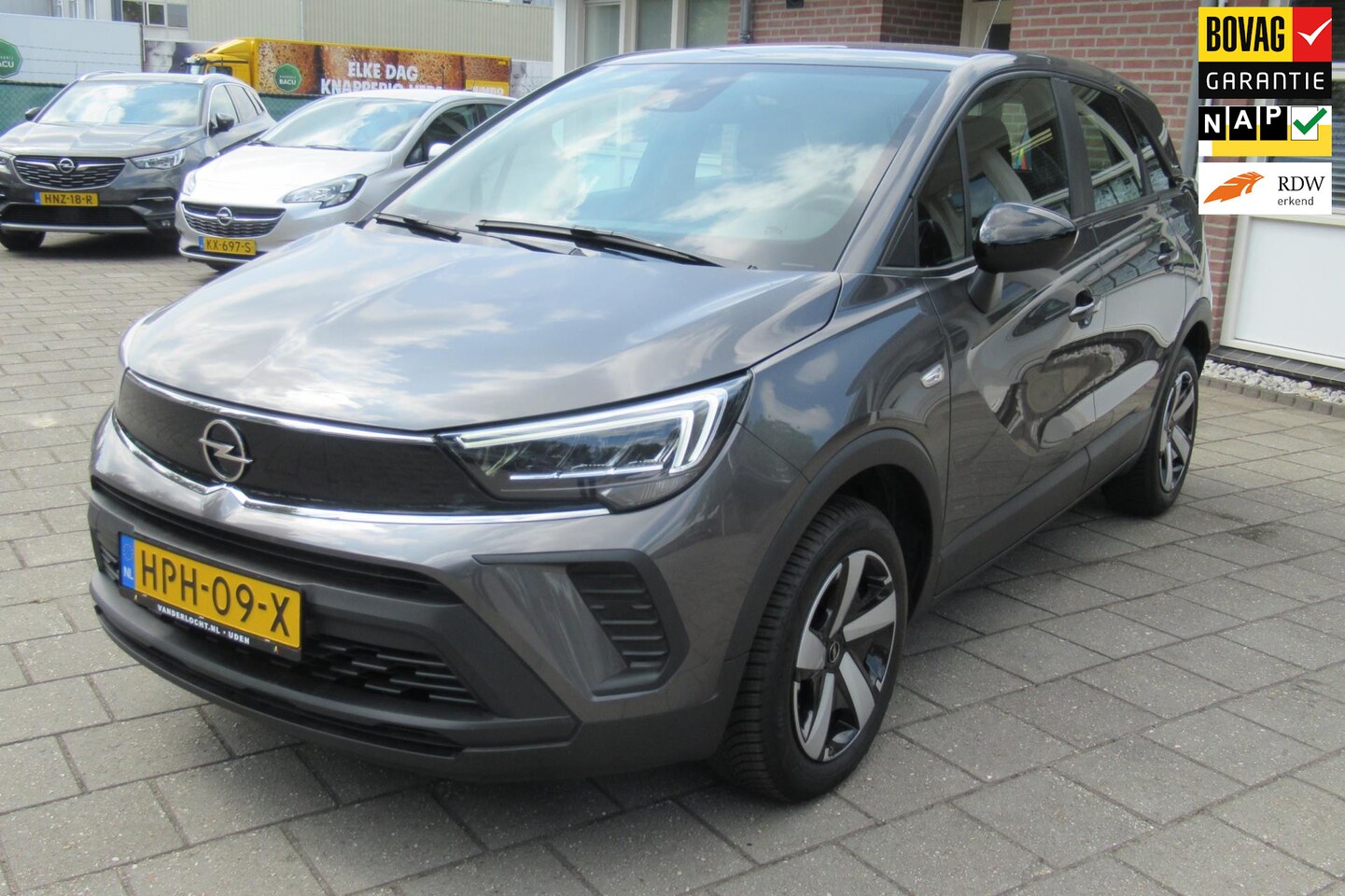 Opel Crossland - 1.2 Turbo Business Edition 1.2 Turbo Business Edition - AutoWereld.nl