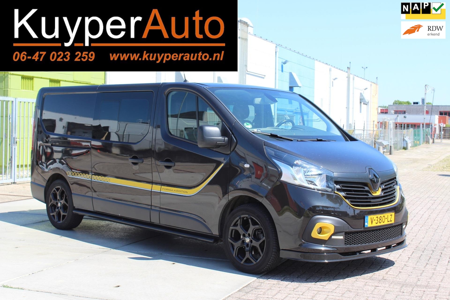 Renault Trafic - 1.6 dCi T29 L2H1 DC Formula Edition Energy 5 PERS VOL LEDER CRUISE TREKHAAK DUBB. SCHUIFDE - AutoWereld.nl
