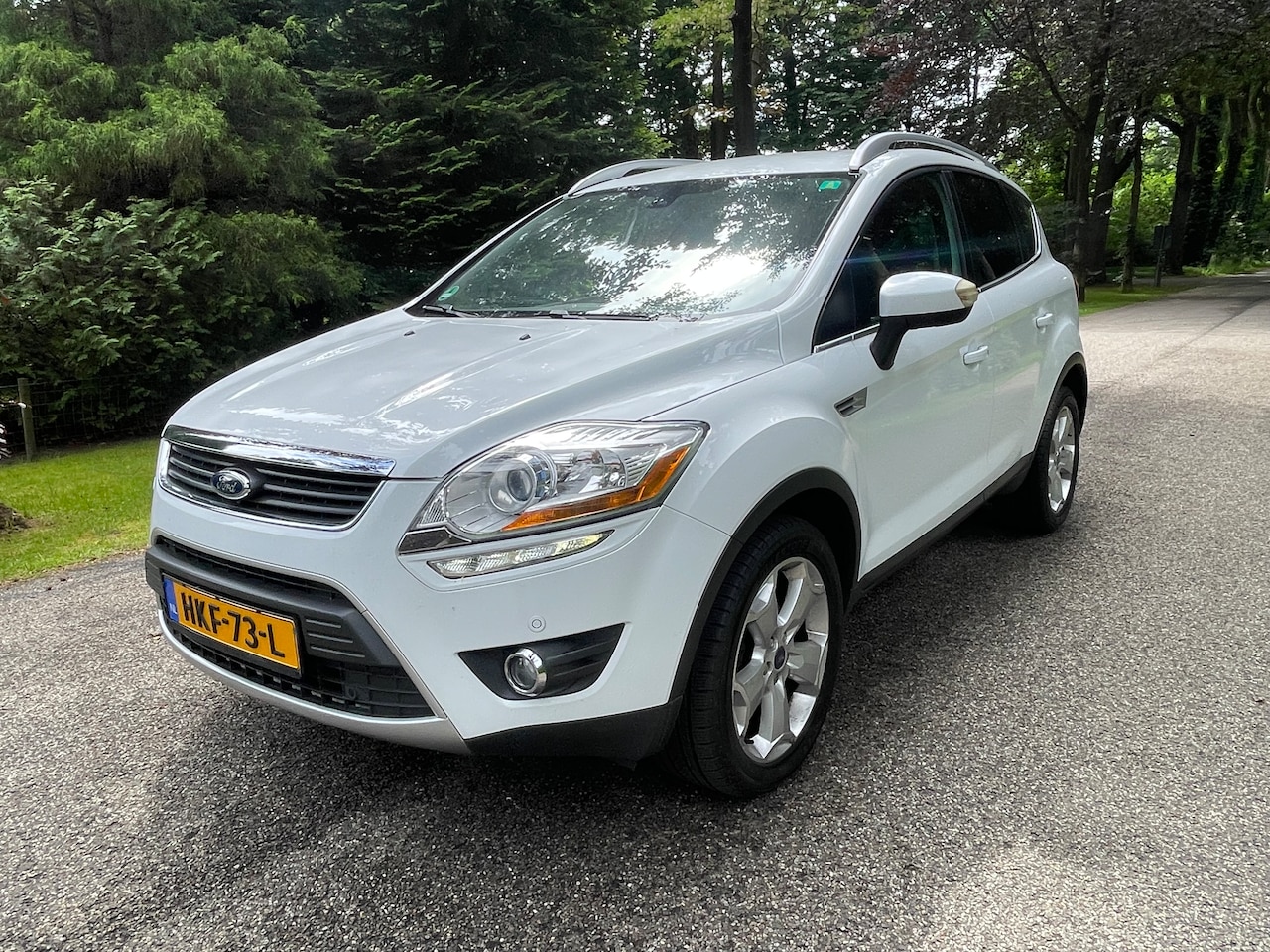 Ford Kuga - 2.5 20V Titanium - AutoWereld.nl