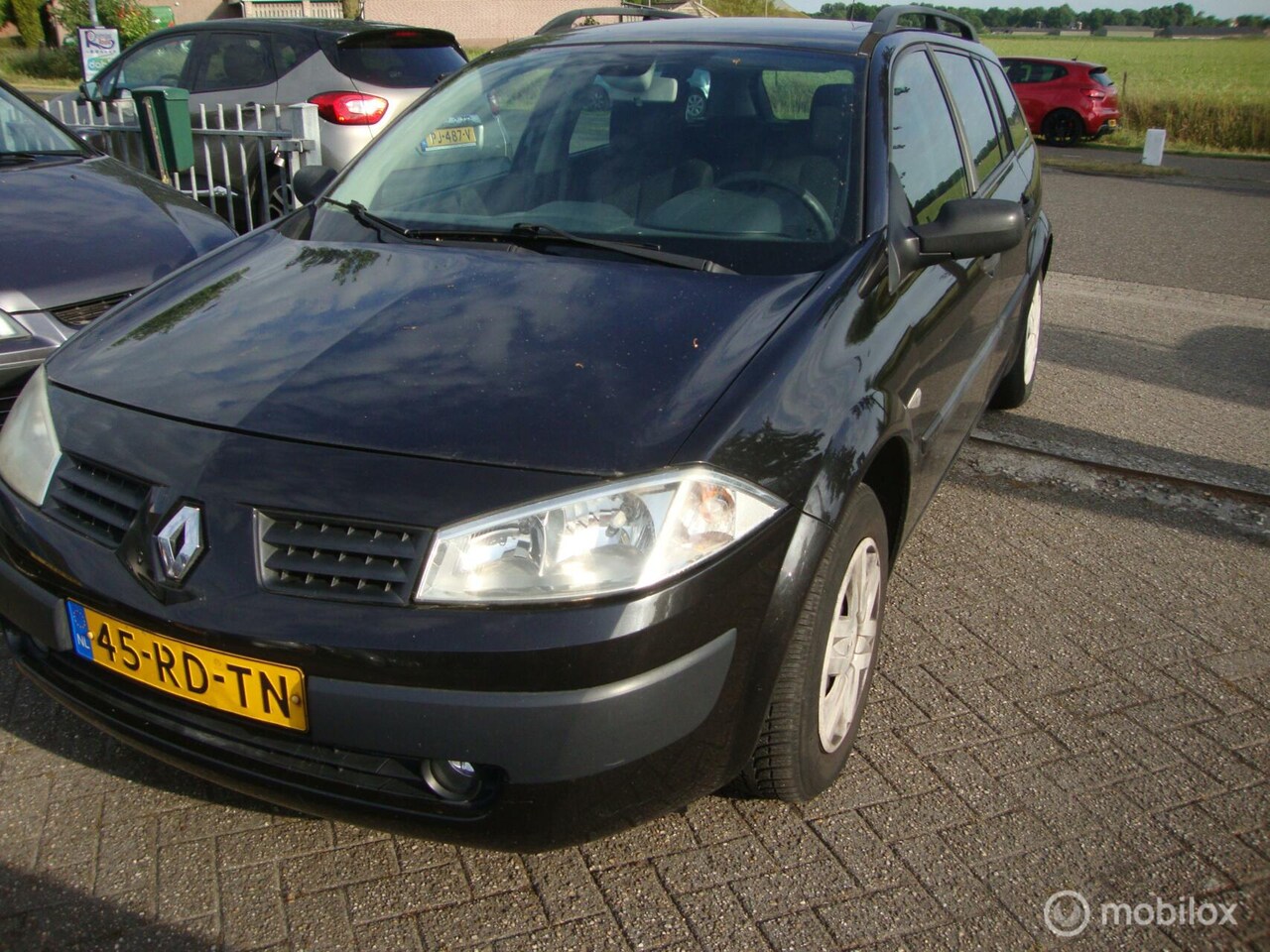 Renault Mégane Grand Tour - 1.6-16V Privilège Luxe lpg autogas - AutoWereld.nl