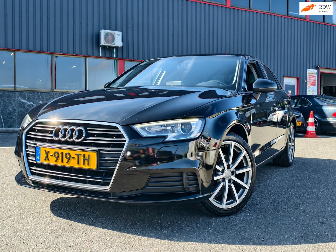 Audi A3 Sportback - 1.0 TFSI Pro Line / AUTOMAAT / NAVI / SP VLG / PDC / - AutoWereld.nl