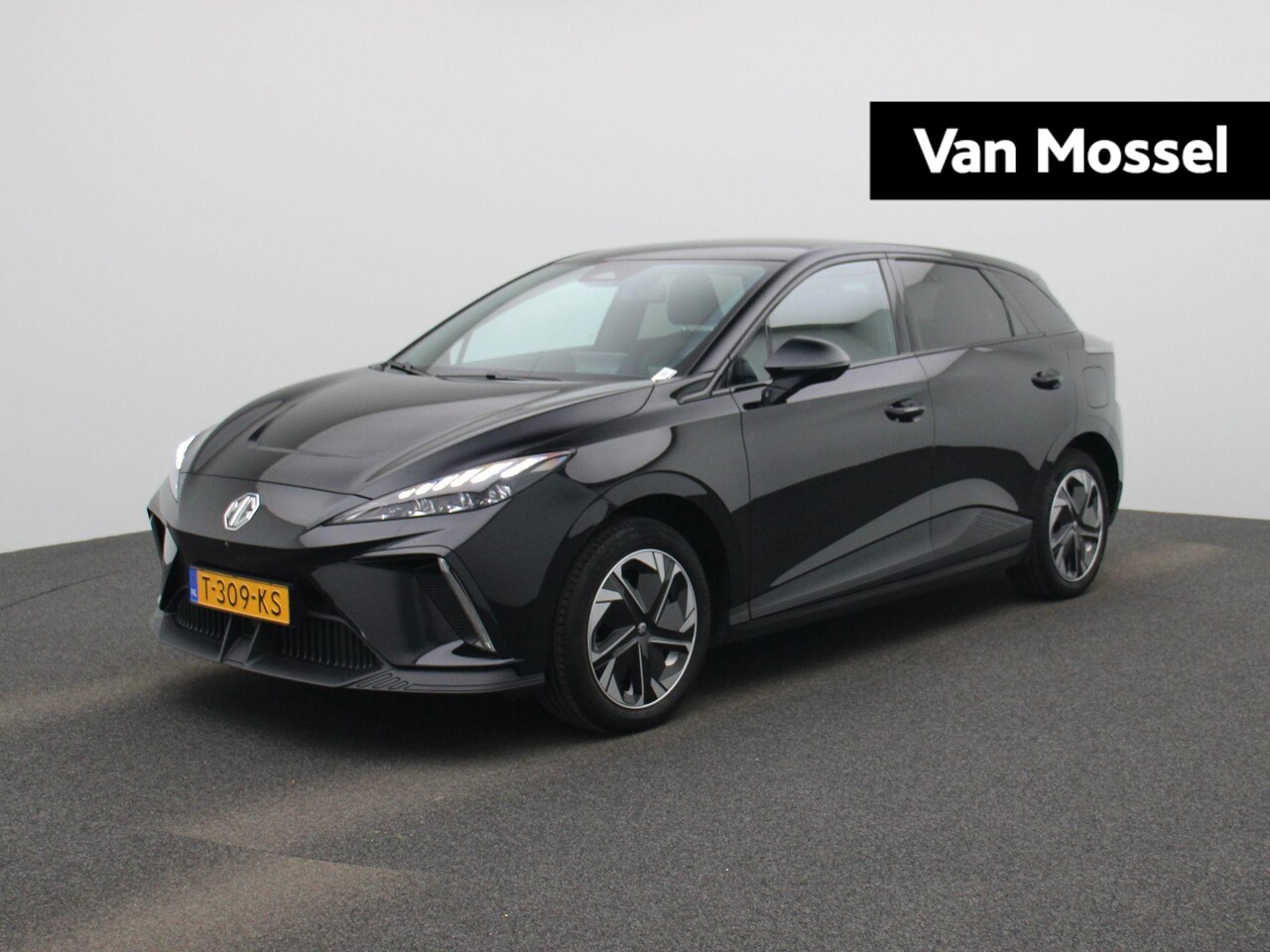 MG MG4 Electric - Luxury Long Range 64 kWh | Navi | Apple CarPlay | Led Koplampen | 360 Camera | Stoel + Stu - AutoWereld.nl