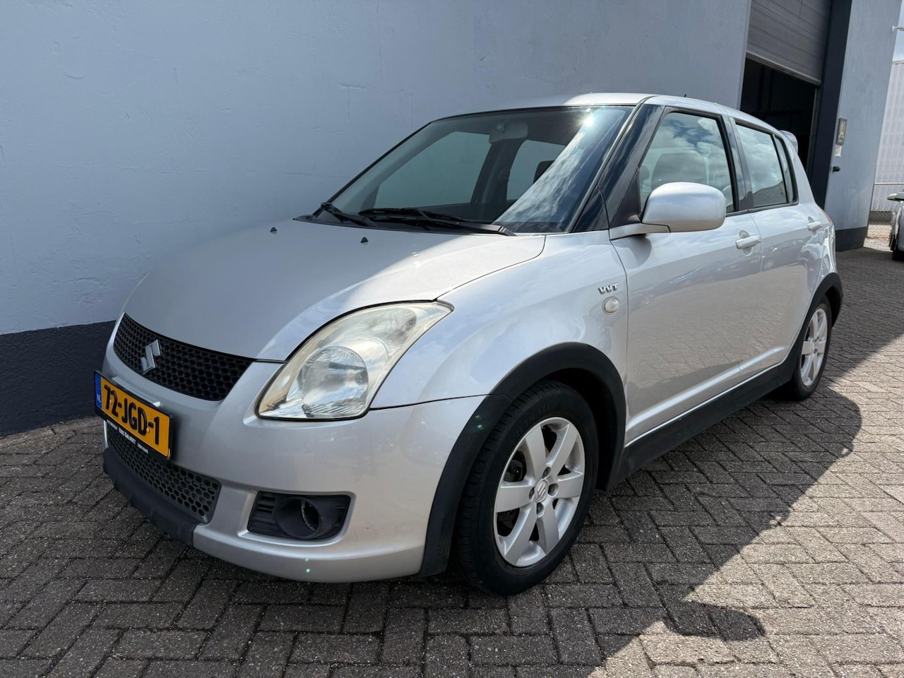 Suzuki Swift - 1.3 Shogun 5 deurs - Airco- LMV - AutoWereld.nl