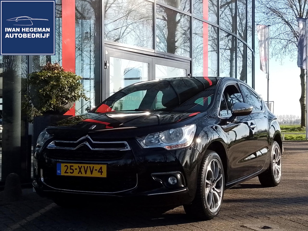 Citroën DS4 - 1.6 THP So Chic AUTOMAAT | Leer | Navi | ECC | PDC | 18 inch | Cruise Control - AutoWereld.nl