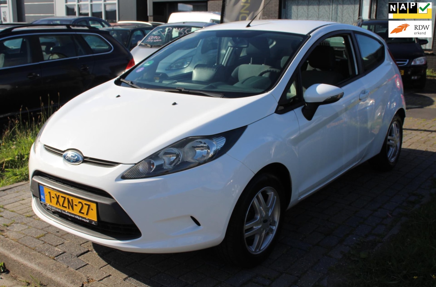 Ford Fiesta - 1.25 Limited Airco NAV Apple Car Play LMV NAP APK - AutoWereld.nl