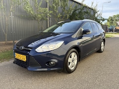 Ford Focus Wagon - 1.6 TI-VCT Titanium / AIRCO / NAVI / TREKHAAK / 134dkm NAP