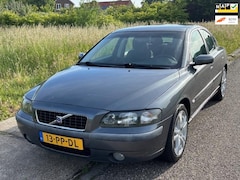 Volvo S60 - 2.4 Edition ECC LMV 17" Leder/stof Colorpakket Audio/Navigatie ABS Cruisecontrol EBD TCS D
