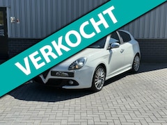 Alfa Romeo Giulietta - 1.4 T Exclusive |Airco|5 Deurs|CruiseCtrl|