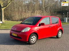 Daihatsu Sirion 2 - 1.0-12V Trend/APK TOT 25-06-2026