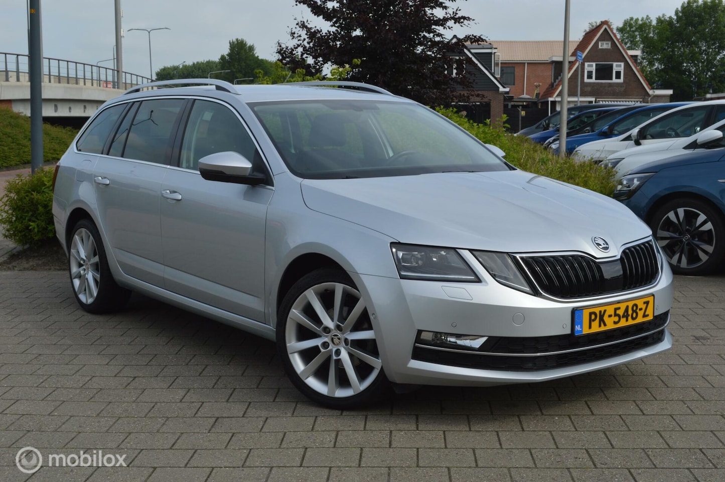Skoda Octavia Combi - 1.6 TDI Greentech Style Business 1.6 TDI Greentech Style Business - AutoWereld.nl