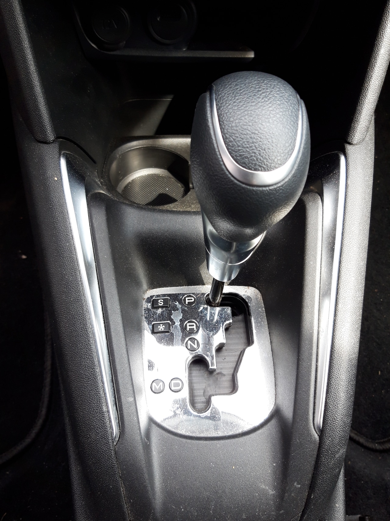 Peugeot 208 - 1.2 PureTech Signature Automaat
