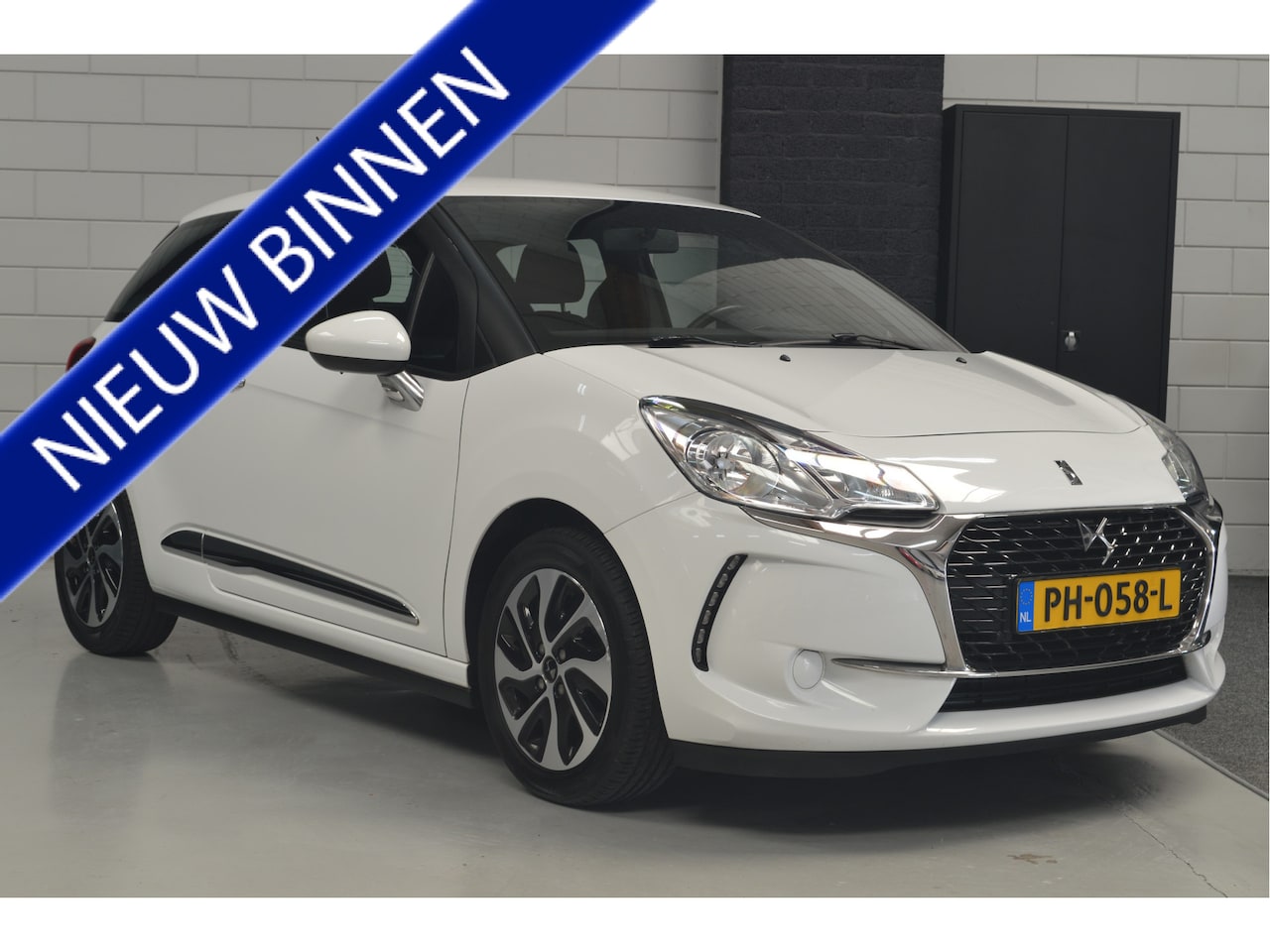 DS 3 - 1.2 PureTech Chic // AIRCO // 155.000 km // NIEUWE DISTRIBUTIE // - AutoWereld.nl