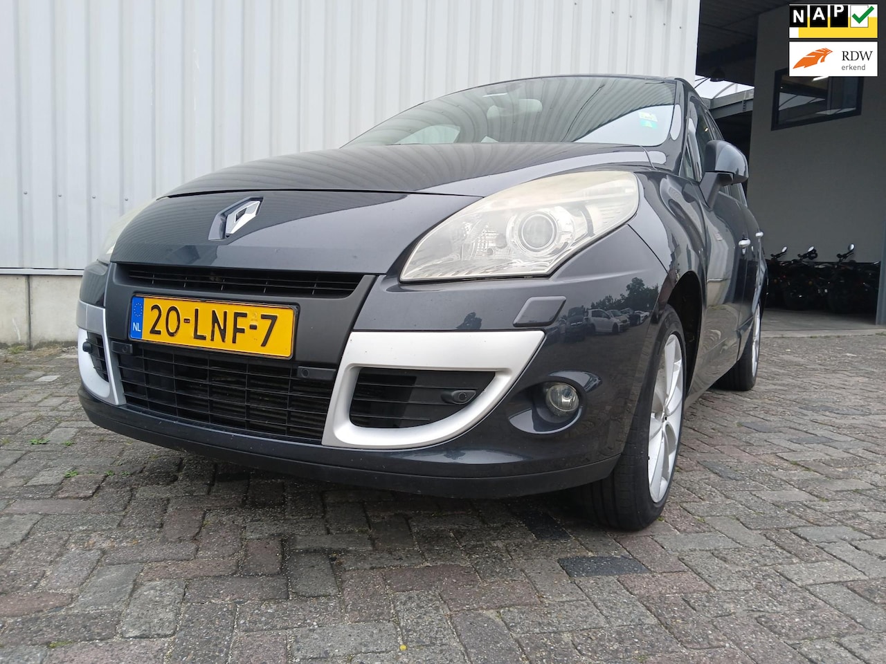 Renault Scénic - 1.4 TCE Privilege - Leder - Clima - Cruise - Start niet - Schade - AutoWereld.nl