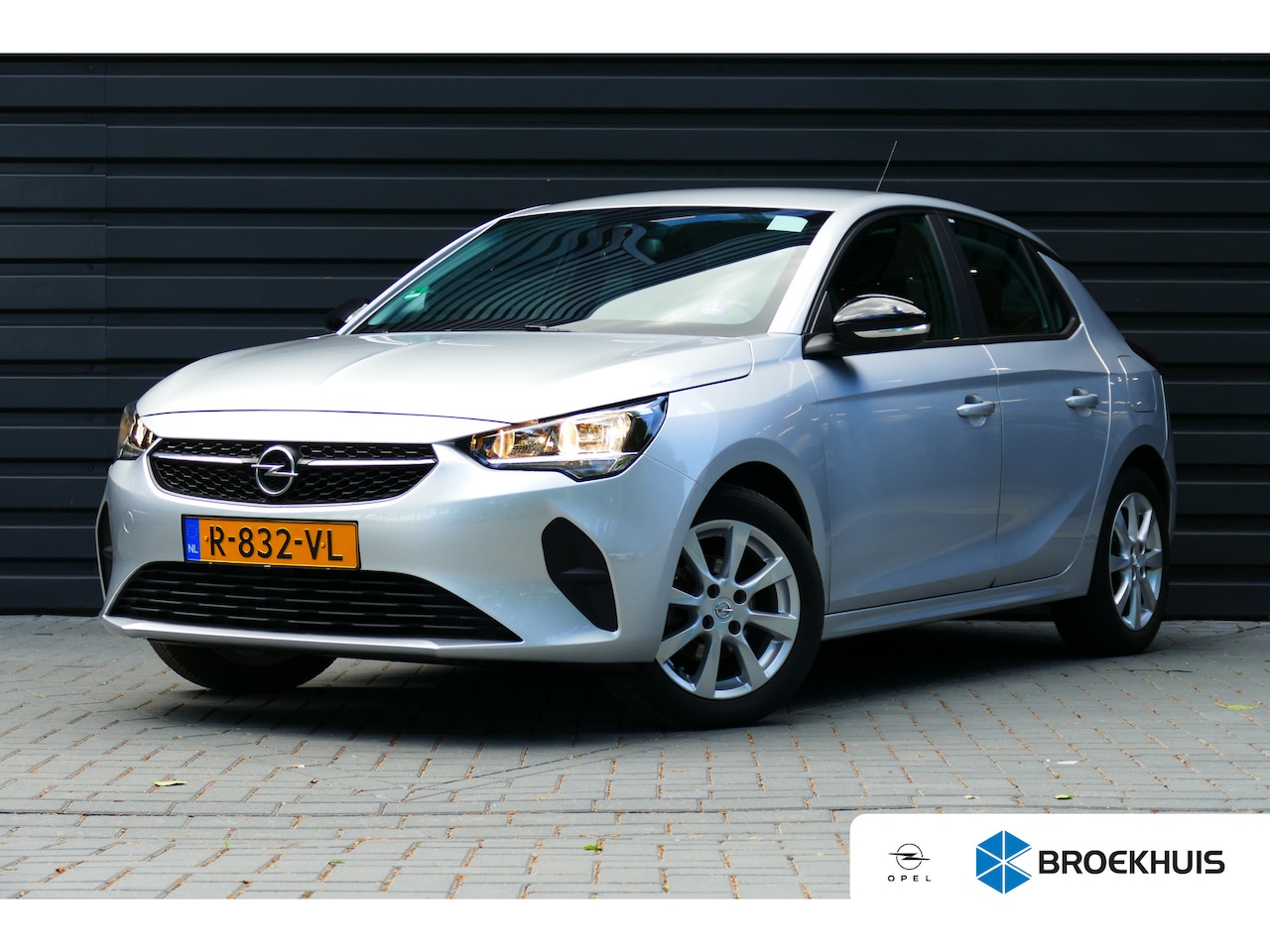 Opel Corsa - 1.2 PURETECH 75PK 5-DRS EDITION / NAVI / LED / AIRCO / STUURVERWARMING / CRUISECONTROL / B - AutoWereld.nl