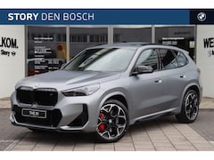 BMW X1 - M35i xDrive High Executive Automaat / Panoramadak / Trekhaak / M Sportstoelen / M Adaptief