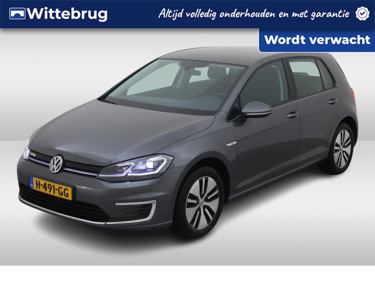 Volkswagen e-Golf - E-DITION / Digitaal dashboard / Navigatie / Parkeersensoren V+A / Climate controle - AutoWereld.nl