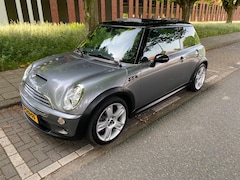 MINI Cooper S - 1.6 MET PANODAK EN LEDER