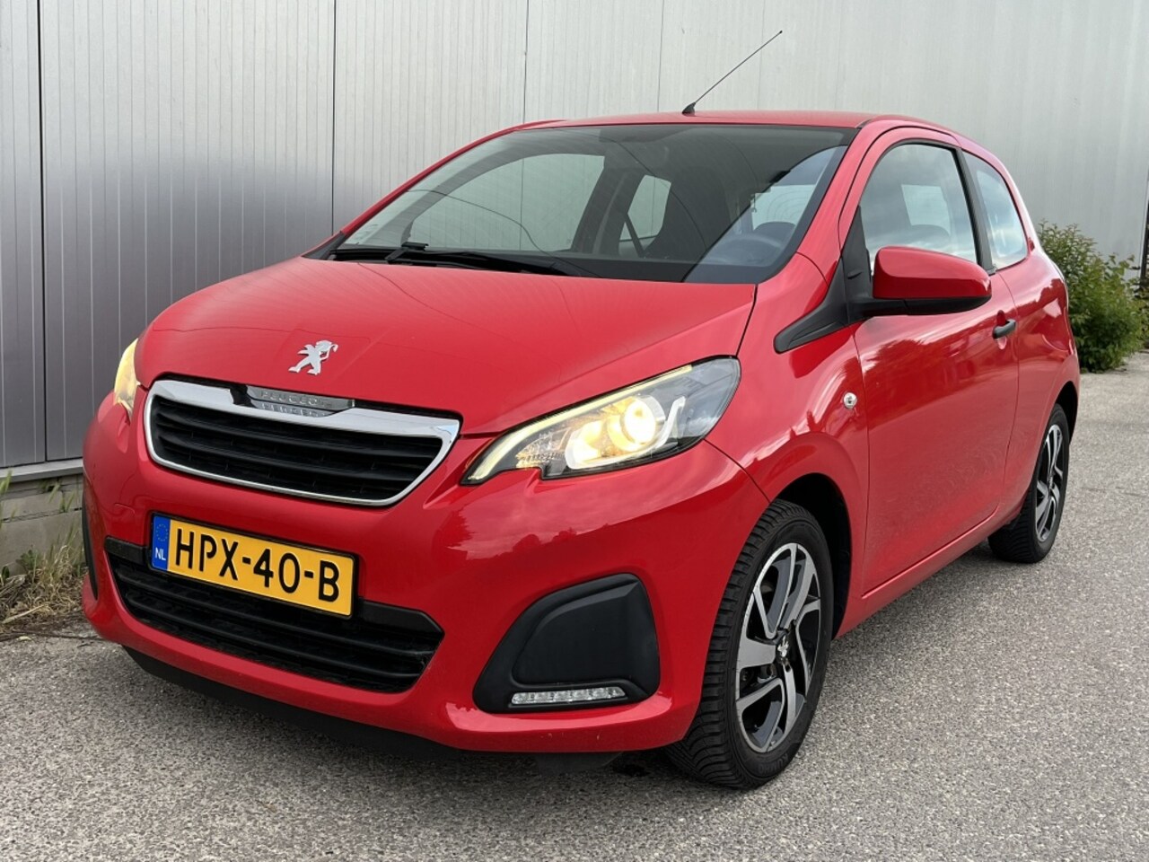 Peugeot 108 - 1.0 e-VTi Active 1.0 e-VTi Active - AutoWereld.nl