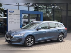 Ford Focus Wagon - 155PK HYBRID TITANIUM AUTOMAAT WINTER-PACK ALL-SEASON APPLE/ANDROID CAMERA P-SENSOREN BLIN