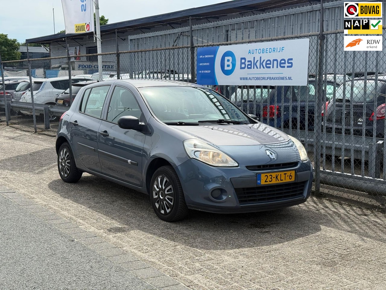 Renault Clio - 1.2 Special Line | Airco | Navi | Trekhaak - AutoWereld.nl