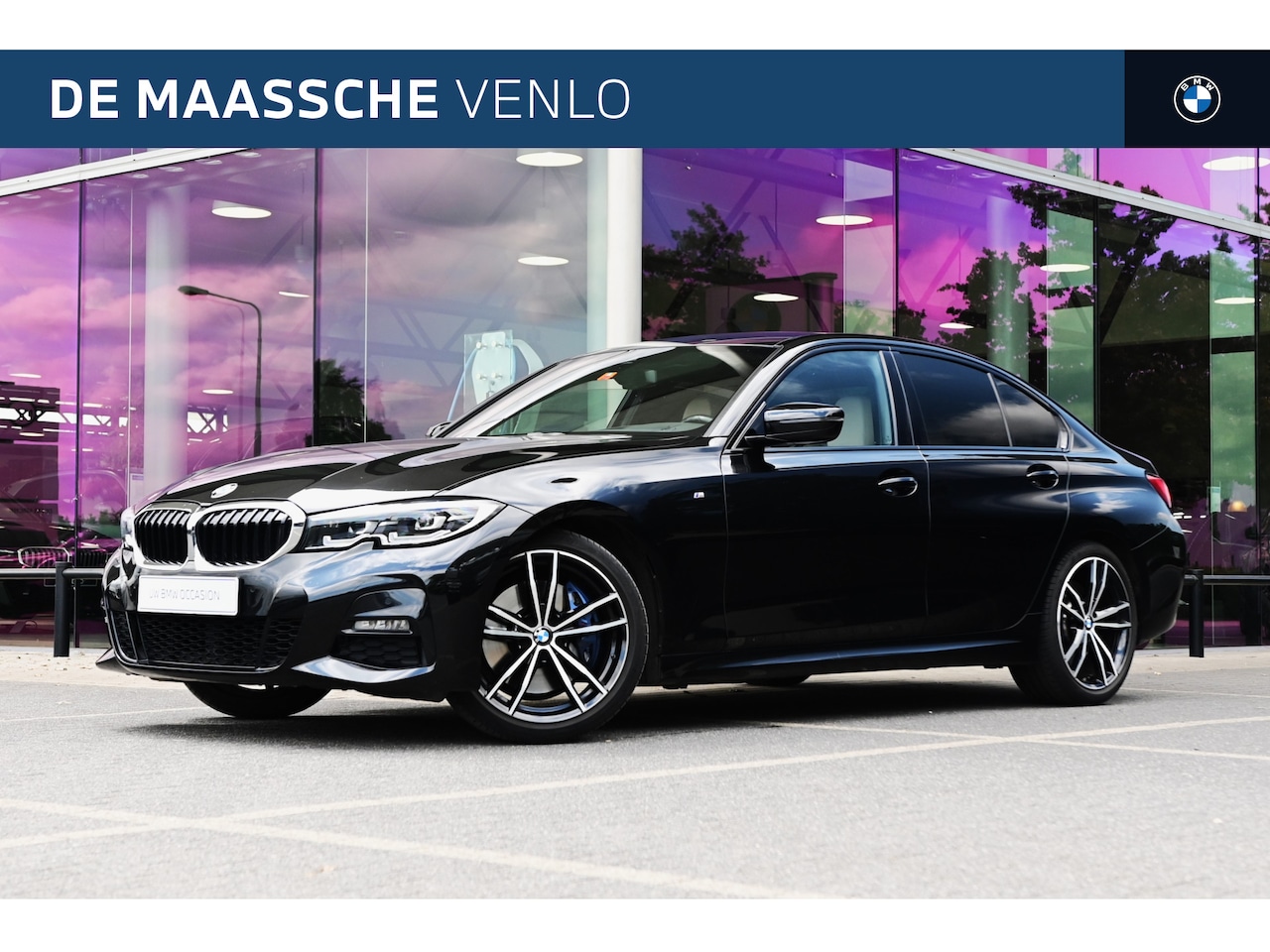 BMW 3-serie - 330i High Executive M Sport Automaat / Panoramadak / Achteruitrijcamera / Sportstoelen / M - AutoWereld.nl