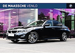 BMW 3-serie - 330i High Executive M Sport Automaat Achteruitrijcamera / Sportstoelen / M Adaptief onders