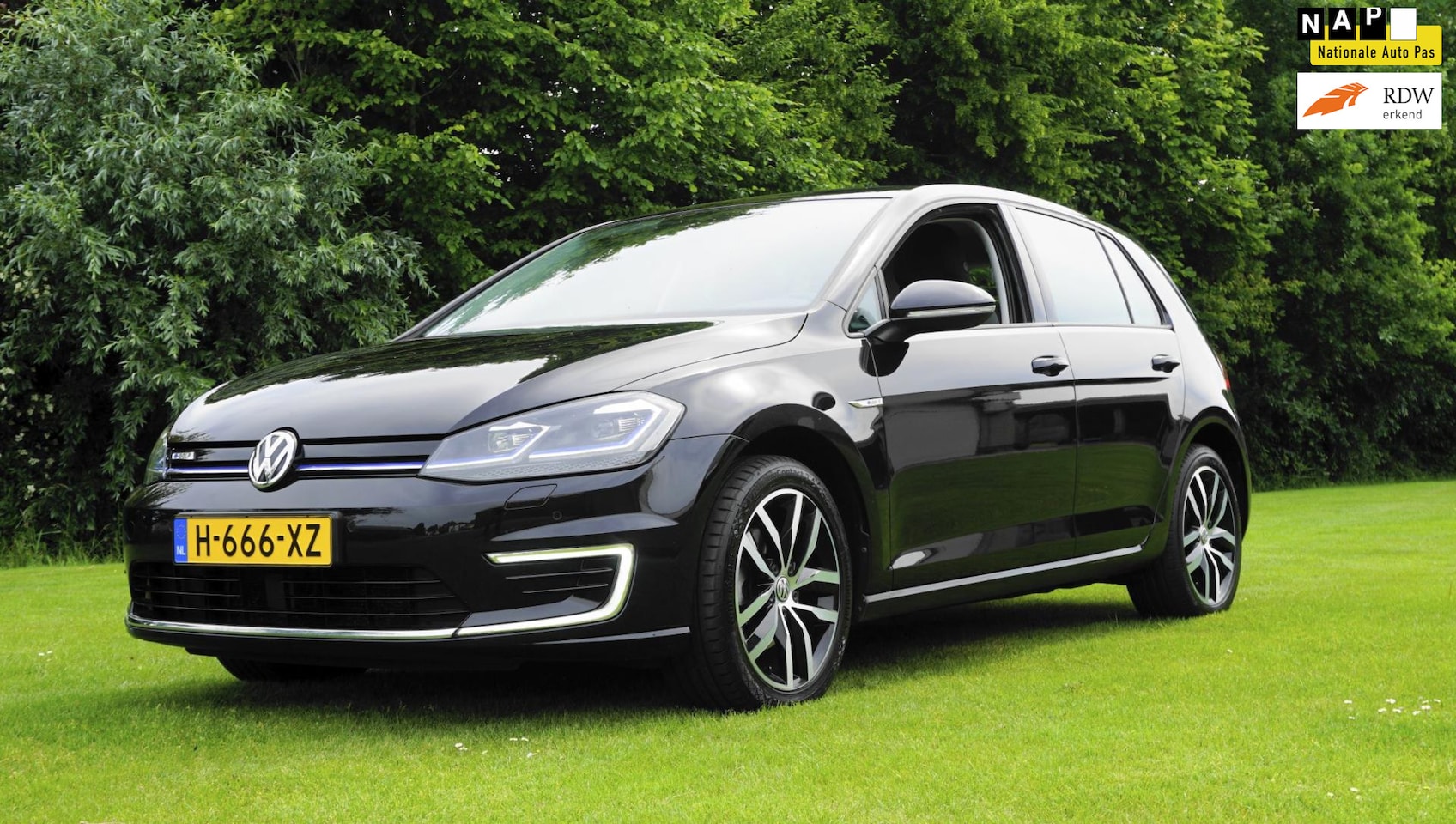 Volkswagen e-Golf - Warmtepomp ECC Airco E-DITION - AutoWereld.nl
