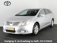 Toyota Avensis Wagon - 1.8 VVTi Business Automaat | Navigatie | Climate Control | Cruise Control |
