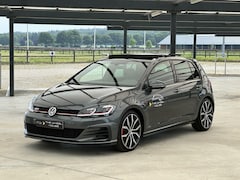 Volkswagen Golf - 7.5 2.0 TSI GTI PANO/DIG.DASH/NAP/CAMERA/ACC