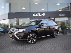 Mitsubishi Outlander - 2.0i-16V 4WD PHEV Instyle Autom. | Navigatie | Camera | Leder | Cruise Control | Trekhaak