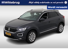 Volkswagen T-Roc - 1.5 TSI Sport / Digitaal dashboard / Led / Climate controle / App connect / Parkeersensore