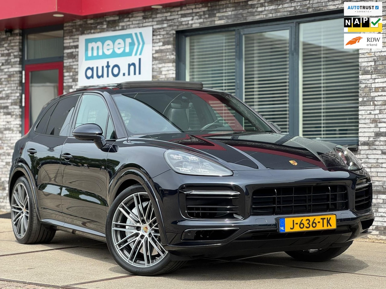 Porsche Cayenne - 3.0 E-Hybrid SPORT DESIGN l PANO l BOSE l ACHTERAS l CHRONO l KEYLESS l LUCHTVERING l ORG. - AutoWereld.nl