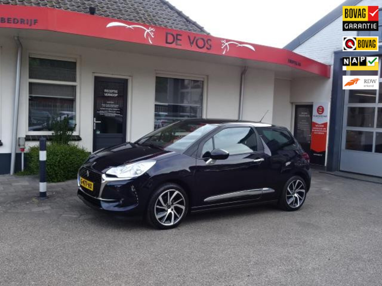 DS 3 - 1.2 PureTech Connected Chic 1.2 PureTech Connected Chic - AutoWereld.nl