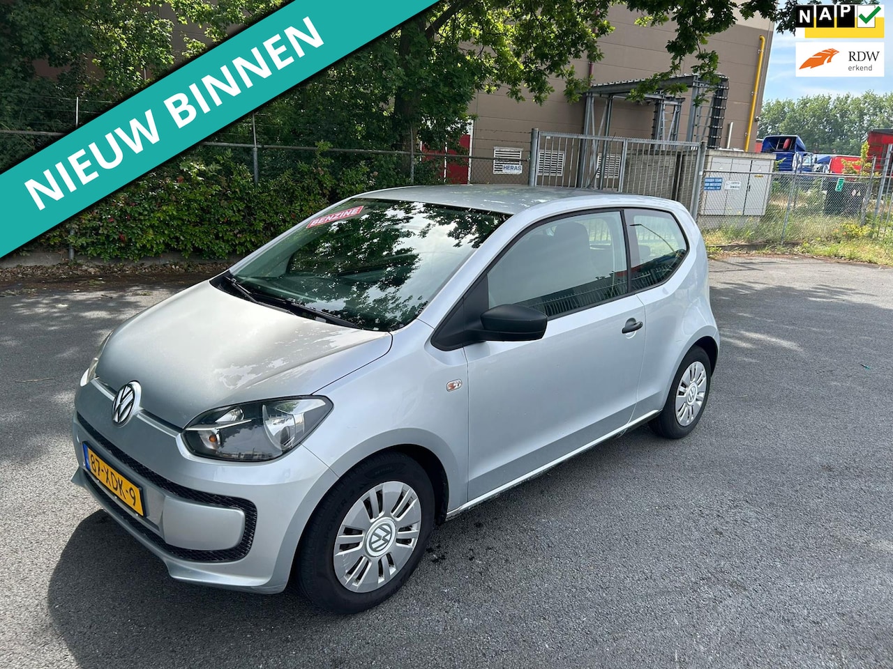 Volkswagen Up! - 1.0 take up! BlueMotion ZO INGERUILD ZO WEG PRIJSJE - AutoWereld.nl