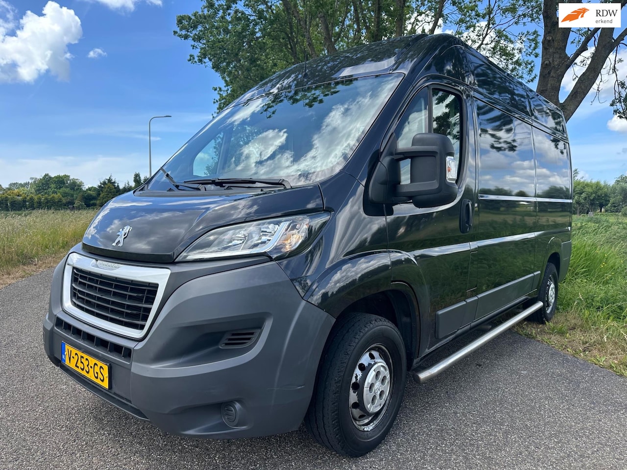 Peugeot Boxer - 330 2.0 BlueHDI L2H2 Pro|3zitter|nap - AutoWereld.nl