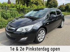 Opel Astra - 1.4 Turbo Edition Airco Navi Cruise Trekhaak