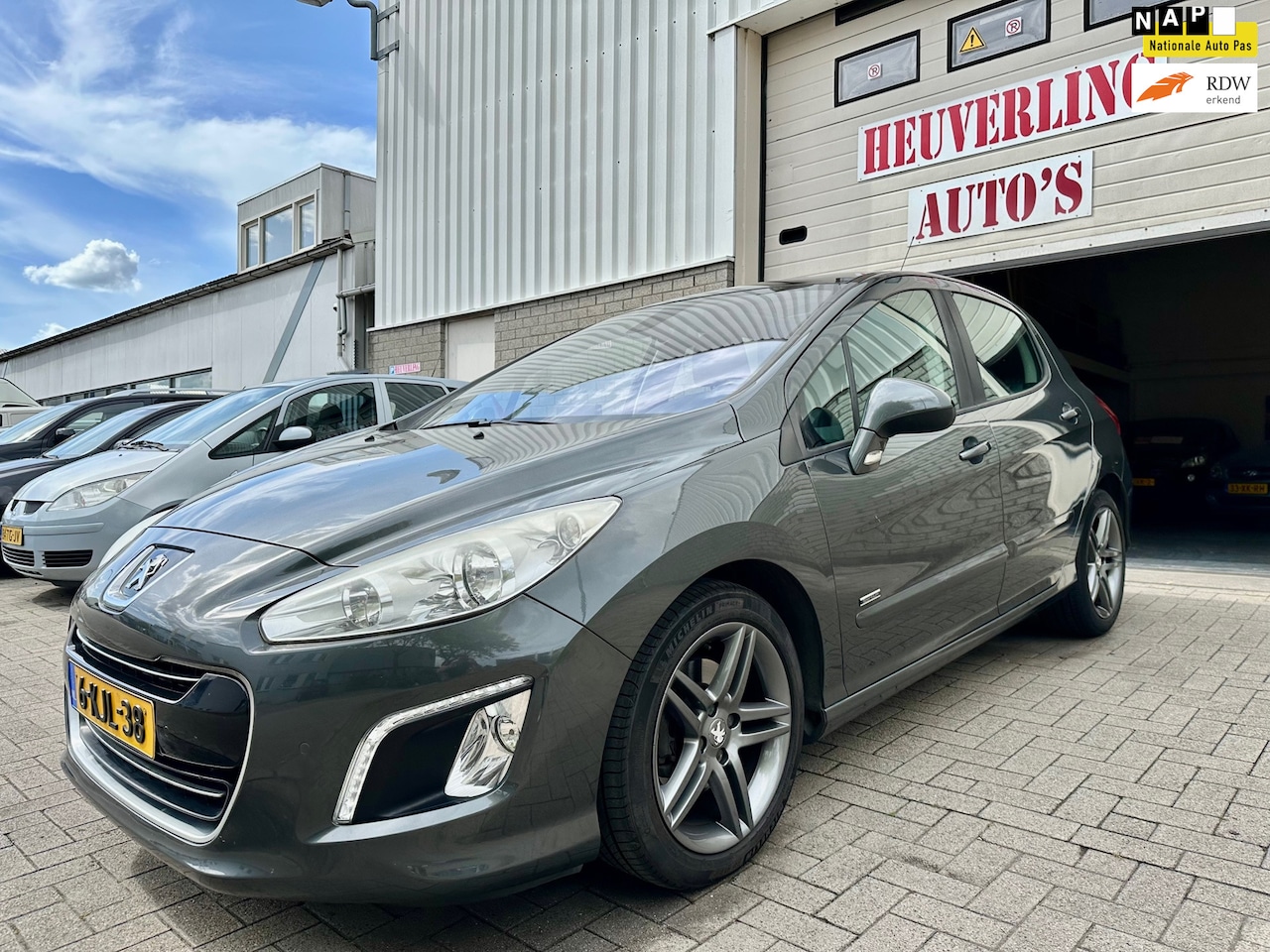 Peugeot 308 - 1.6 THP Sportium|Clima|Navi|Pano|PDC| - AutoWereld.nl