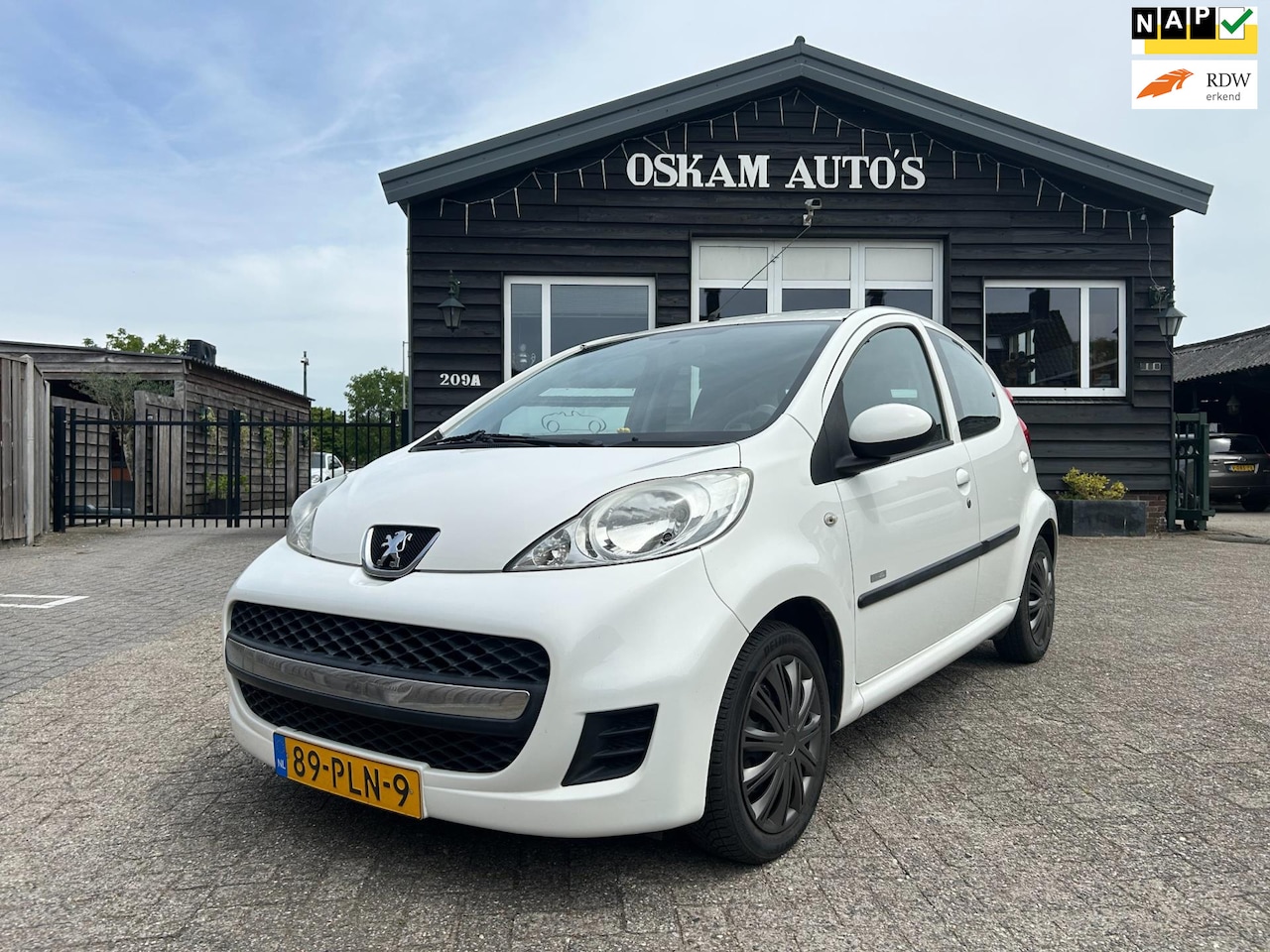 Peugeot 107 - 1.0-12V Millesim 200 1.0-12V Millesim 200 5drs, Airco, cv, - AutoWereld.nl