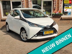 Toyota Aygo - 1.0 VVT-i x-cite Airco Camera LMV Cruise - RIJKLAAR