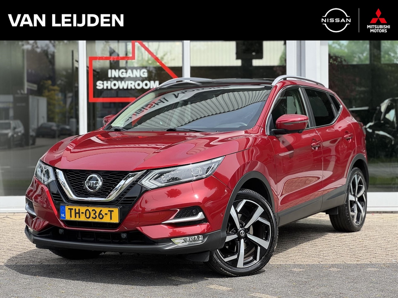 Nissan Qashqai - 1.6 163pk DIG-T Tekna | 1500kg Trekgewicht | Trekhaak | Navigatie | Panoramadak | 360-Came - AutoWereld.nl